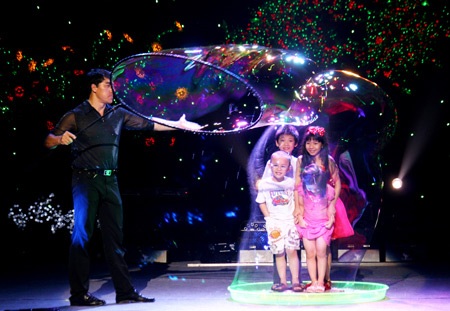 Câu chuyện thần tiên “phù thủy” Fan Yang dành các bé - 4