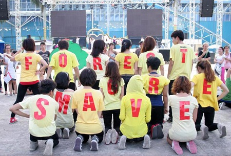 Màn trình diễn quyến rũ của “SNSD Việt Nam" - 11 Màn trình diễn quyến rũ của “SNSD Việt Nam" - 11