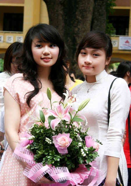 Nữ sinh Phan Đình Phùng duyên dáng với tà áo dài - 5