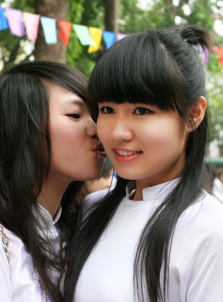 Nữ sinh Phan Đình Phùng duyên dáng với tà áo dài - 4