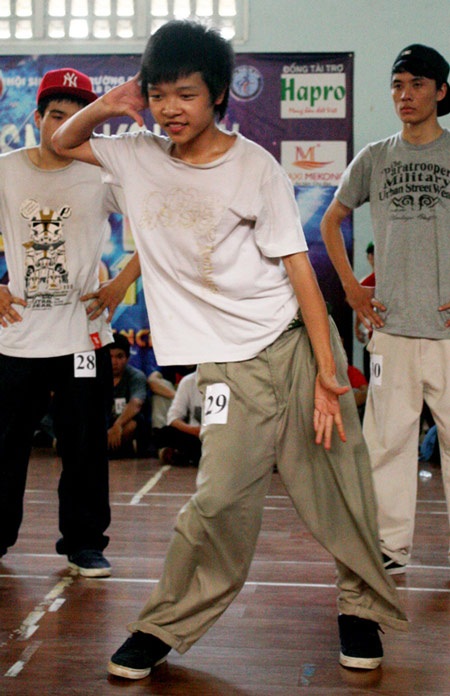 Không khí hiphop nóng bừng với Sneakshow - 2