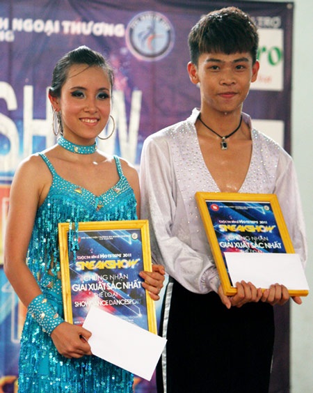 Không khí hiphop nóng bừng với Sneakshow - 14