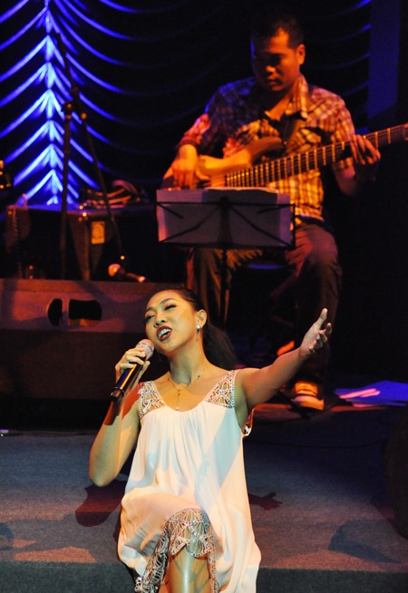 “Quý ông” Tuấn Ngọc và mối lương duyên “Phôi pha” - 4 “Quý ông” Tuấn Ngọc và mối lương duyên “Phôi pha” - 4