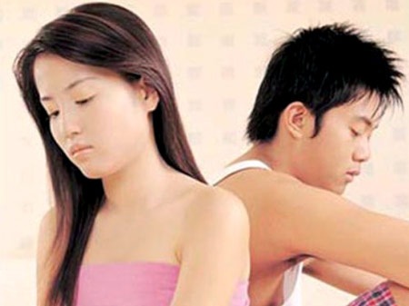 Những bà vợ tuổi teen không chịu... đẻ - 1 Những bà vợ tuổi teen không chịu... đẻ - 1