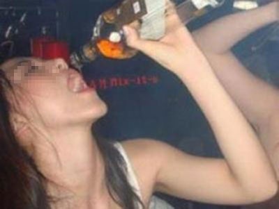 Phát hoảng với những cô nàng bợm nhậu - 1 Phát hoảng với những cô nàng bợm nhậu - 1