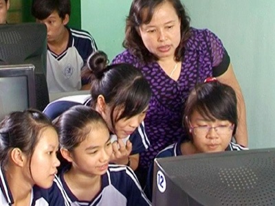 Học sinh tự soạn giáo trình “chuyện ấy” - 2 Học sinh tự soạn giáo trình “chuyện ấy” - 2