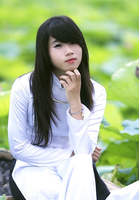 Thiếu nữ Hà Thành tự tình bên hoa sen - 4 Thiếu nữ Hà Thành tự tình bên hoa sen - 4