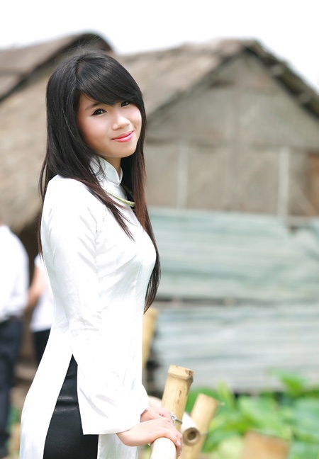 Thiếu nữ Hà Thành tự tình bên hoa sen - 17 Thiếu nữ Hà Thành tự tình bên hoa sen - 17