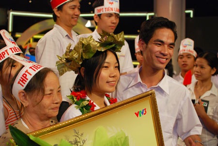 “Chat” cùng nữ sinh vô địch Olympia trong phút chiến thắng - 11 “Chat” cùng nữ sinh vô địch Olympia trong phút chiến thắng - 11