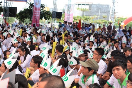 Khi những giọt nước mắt tiếc nuối lăn nơi sân trường - 10 Khi những giọt nước mắt tiếc nuối lăn nơi sân trường - 10