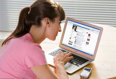 Giả danh để khủng bố nạn nhân bằng facebook - 1 Giả danh để khủng bố nạn nhân bằng facebook - 1