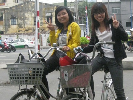 Bạn gái chú ý "mối nguy" khi đi học thêm về muộn - 1 Bạn gái chú ý "mối nguy" khi đi học thêm về muộn - 1