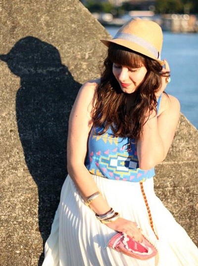 Công thức phối đồ với váy chiffon trắng xếp li - 11