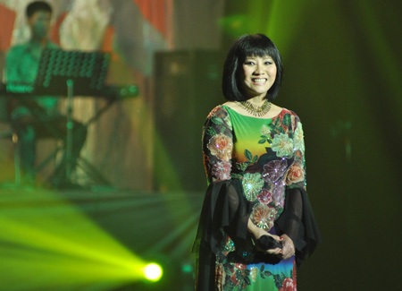 Cẩm Vân “run” vì lần đầu hát nhạc Phạm Duy - 2