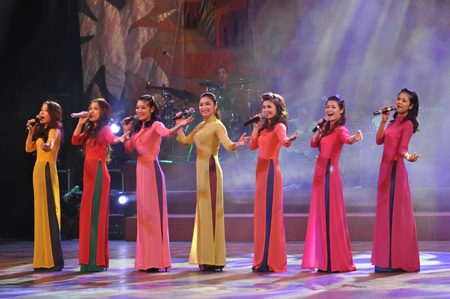 Cẩm Vân “run” vì lần đầu hát nhạc Phạm Duy - 13