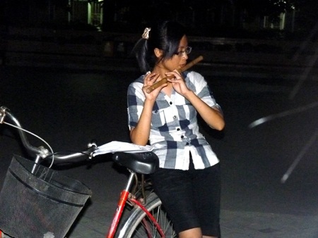 Giới trẻ tìm về nguồn cội với bộ môn sáo trúc - 6