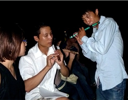 Giới trẻ tìm về nguồn cội với bộ môn sáo trúc - 5