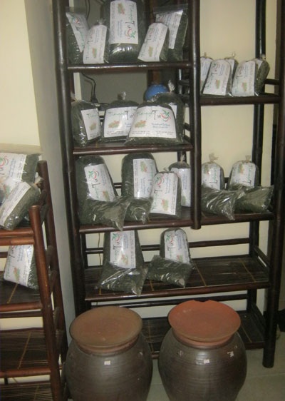 Chàng trai mê trà đạo nhờ... Nguyễn Tuân - 1 Chàng trai mê trà đạo nhờ... Nguyễn Tuân - 1