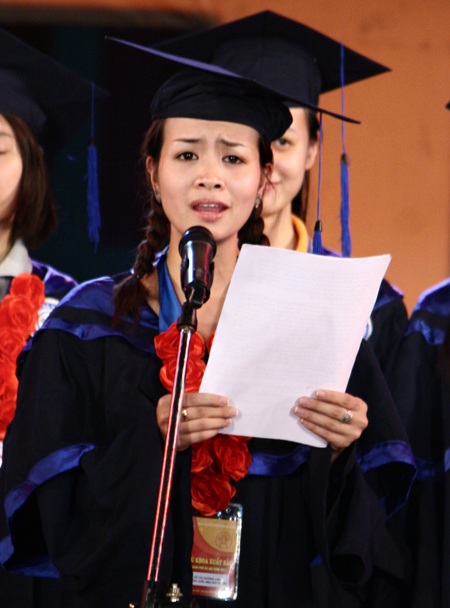 Vinh danh 112 thủ khoa xuất sắc - Tự hào tri thức trẻ Thủ đô - 2 Vinh danh 112 thủ khoa xuất sắc - Tự hào tri thức trẻ Thủ đô - 2