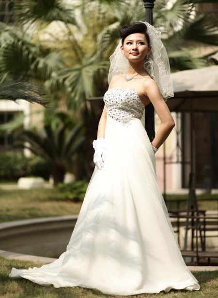 Ngắm Hoa khôi SV trở thành nàng dâu kiều diễm - 10