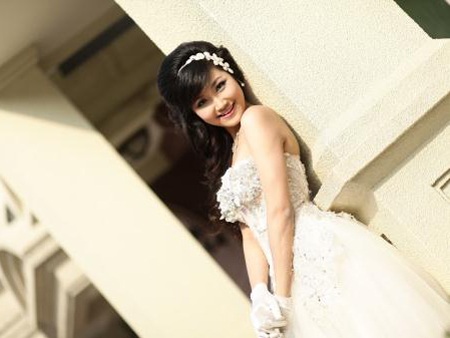 Ngắm Hoa khôi SV trở thành nàng dâu kiều diễm - 7