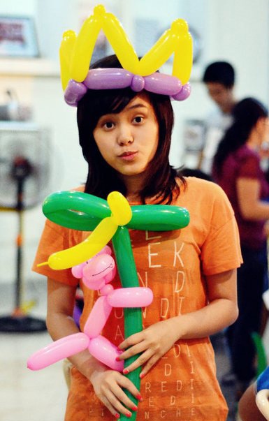 Bóng bay nghệ thuật “bỏ bùa” người Việt trẻ - 7 Bóng bay nghệ thuật “bỏ bùa” người Việt trẻ - 7