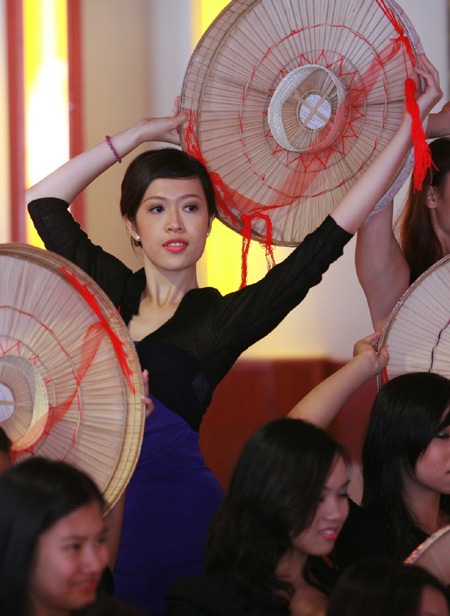 “Được về thăm gia đình ở VN đã là một hạnh phúc” - 4 “Được về thăm gia đình ở VN đã là một hạnh phúc” - 4