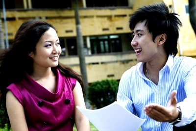 Thầy giáo trẻ gây "bão" - 1 Thầy giáo trẻ gây "bão" - 1