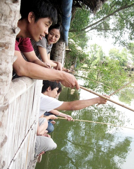 “Du hí” ngày Quốc khánh với hầu bao sinh viên - 1 “Du hí” ngày Quốc khánh với hầu bao sinh viên - 1