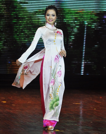 Nữ luật gia tương lai đăng quang Hoa khôi SV Hà Nội - 12 Nữ luật gia tương lai đăng quang Hoa khôi SV Hà Nội - 12
