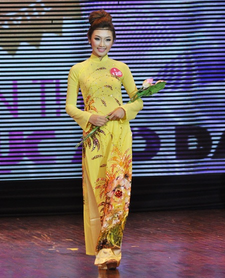 Nữ luật gia tương lai đăng quang Hoa khôi SV Hà Nội - 8 Nữ luật gia tương lai đăng quang Hoa khôi SV Hà Nội - 8