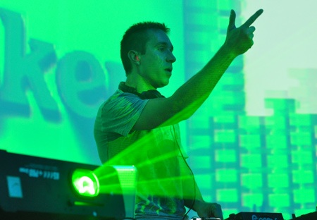 Cuồng nhiệt đêm nhạc của DJ nổi tiếng Eddie Halliwell - 5