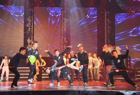 Cặp đôi dancesport nhí đăng quang “Bước nhảy xì tin 2011” - 3 Cặp đôi dancesport nhí đăng quang “Bước nhảy xì tin 2011” - 3