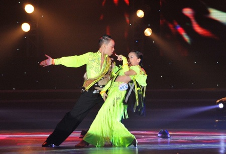 Cặp đôi dancesport nhí đăng quang “Bước nhảy xì tin 2011” - 2 Cặp đôi dancesport nhí đăng quang “Bước nhảy xì tin 2011” - 2