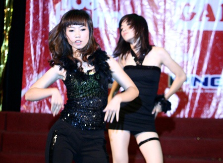 “Tiểu” Big Bang, Suju và DBSK đốt cháy sân khấu trẻ - 1 “Tiểu” Big Bang, Suju và DBSK đốt cháy sân khấu trẻ - 1