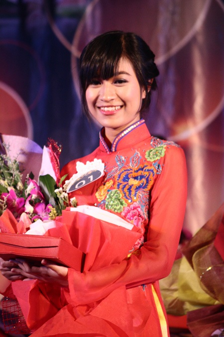 Đêm tỏa hương sắc nữ sinh “Hoa của đá” - 8