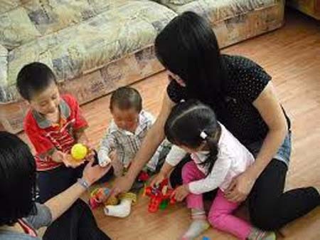 Mốt thuê sinh viên làm gia sư kiêm trông trẻ - 1 Mốt thuê sinh viên làm gia sư kiêm trông trẻ - 1