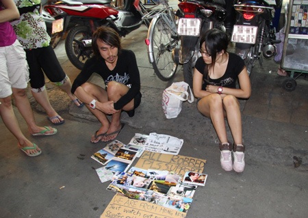 Cư dân mạng đồng cảm với hai bạn trẻ Hồng Kông bị giật đồ - 2