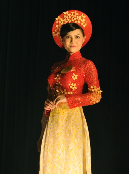 Minh Mùi trở thành Hoa khôi đầu tiên ĐH Nội vụ - 1 Minh Mùi trở thành Hoa khôi đầu tiên ĐH Nội vụ - 1