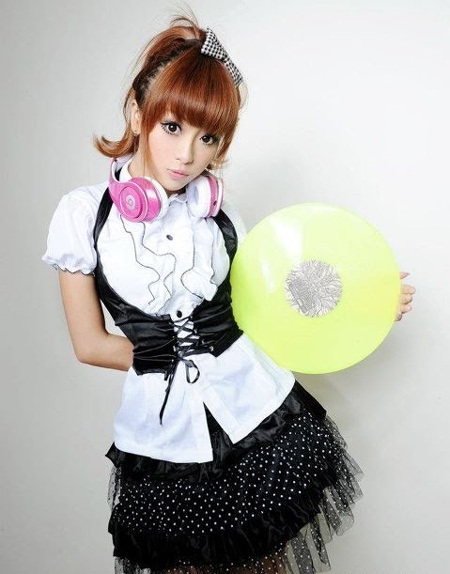 Ngắm nữ DJ 9X xinh đẹp “nổi đình nổi đám”  - 3