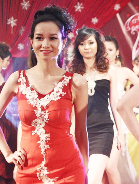 Sắc đỏ - trắng tràn ngập dạ tiệc Noel trường RMIT - 8