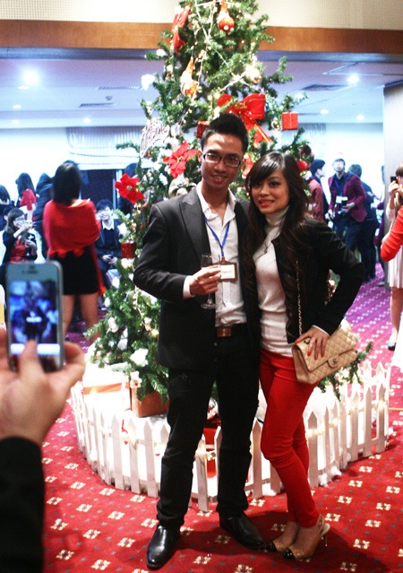 Sắc đỏ - trắng tràn ngập dạ tiệc Noel trường RMIT - 3