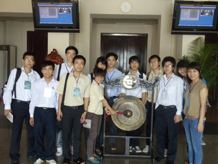 “Đấu sĩ” Trác Ngọc Vân An chiến thắng "Đấu trường tài chính" - 2 “Đấu sĩ” Trác Ngọc Vân An chiến thắng "Đấu trường tài chính" - 2