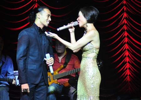 Thu Minh tình tứ với “Quý ông nhạc rock” Anh Khoa - 5