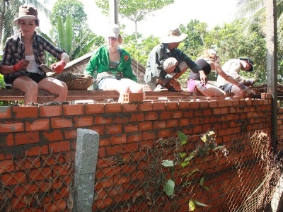 Nữ sinh Úc trải nghiệm du lịch thợ xây ở Việt Nam - 3 Nữ sinh Úc trải nghiệm du lịch thợ xây ở Việt Nam - 3
