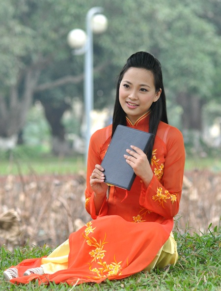 Hoa khôi Diệu Linh và khúc tự tình ngày đông - 4 Hoa khôi Diệu Linh và khúc tự tình ngày đông - 4
