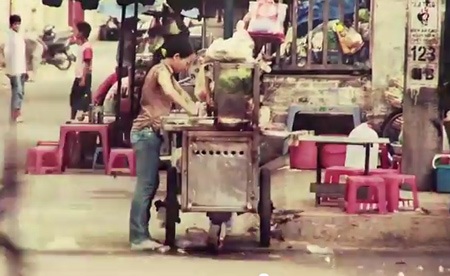 Phiên bản rock “Nối vòng tay lớn” bất ngờ tạo “bão” - 2 Phiên bản rock “Nối vòng tay lớn” bất ngờ tạo “bão” - 2