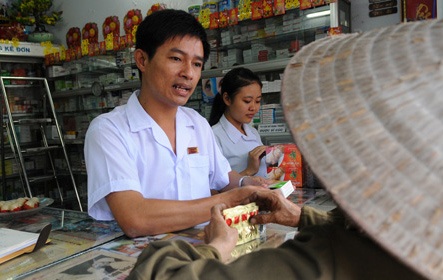 Chàng bác sĩ mê từ thiện - 2