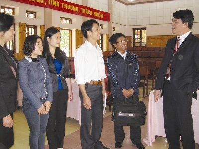 Những vị “quan xã” tuổi đôi mươi - 1 Những vị “quan xã” tuổi đôi mươi - 1