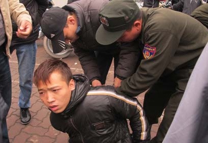 Cơn lốc ma túy “đá” - Alô là có - 1